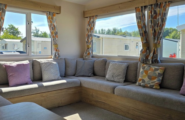 Lakeland leisure park, sleeps up to 8