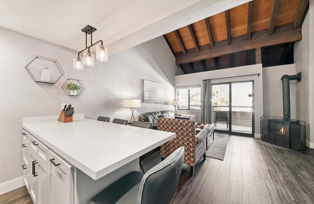 Lakeland Village #321 - Studio with loft, Hot Tub