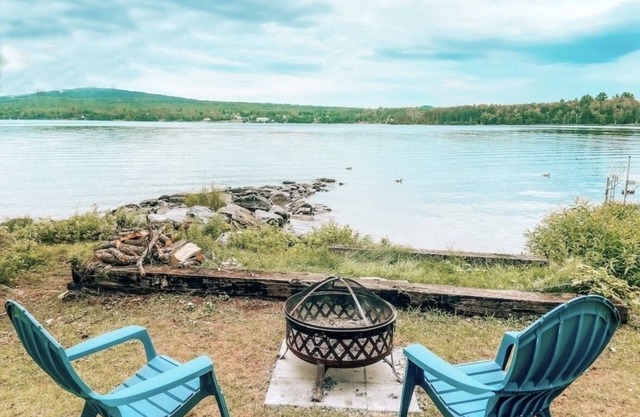 Lakeside cottage, close to town, large lot, 300+ft of Moosehead Lake frontage