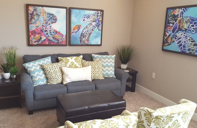 🌟Lakeside Getaway Luxury Waters Condo @HSB Resort Near Yacht Club Pool HotTub🌟
