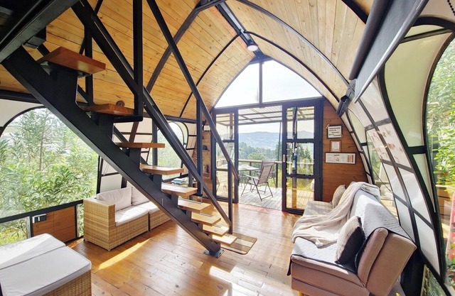 Lakeside Glamping With View, Fire Pit & Hammock