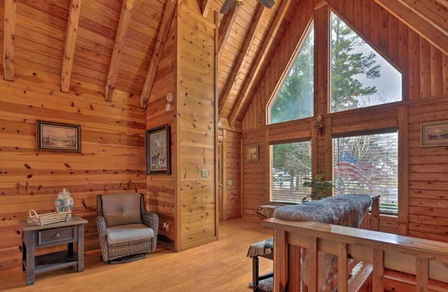 Lakeside Group Retreat w/ Private Beach & Dock!