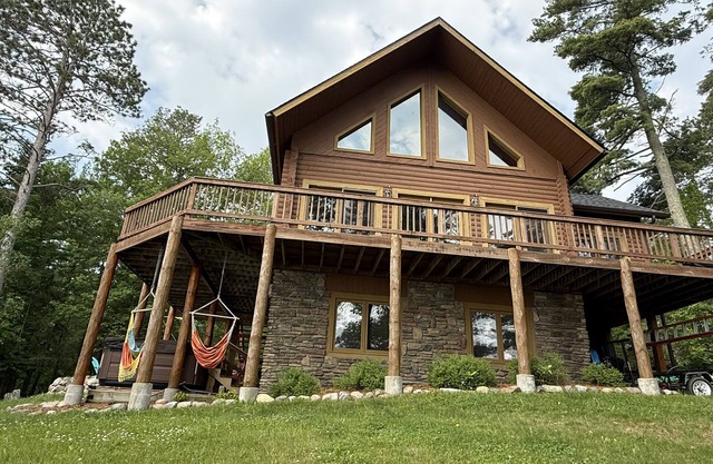 Lakeside Haven - Lake Days, Kayaks, and Bonfires, Webb Lake Cabin Lake Days