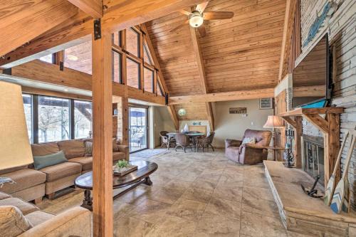 Lakeside Haven with Sandy Beach, Sleeps 12, 3 Bath