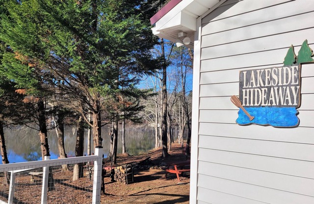 Lakeside Hideaway Awaits You