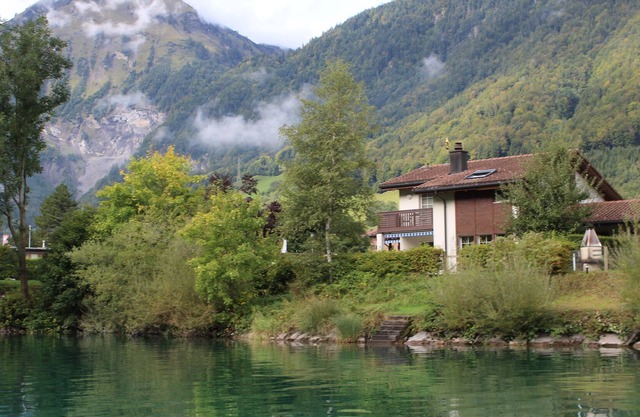 Lakeside Home in the Alps