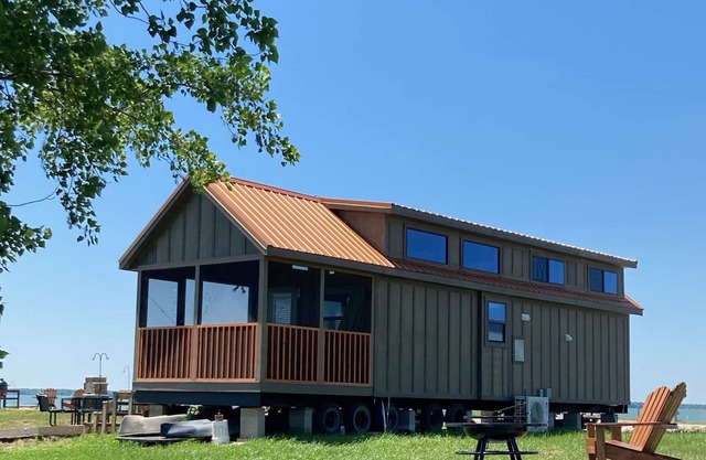 Lakeside Tiny Home 108