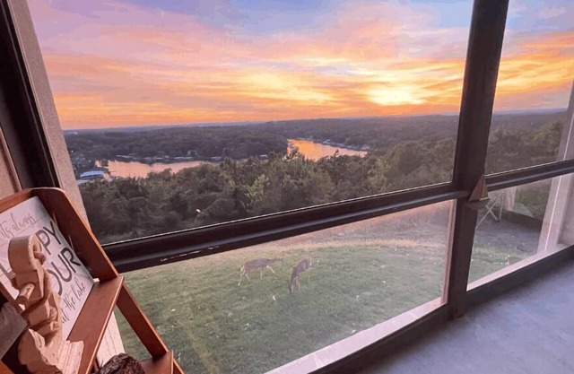 Lakeview 2BD/2BA/Hippo Pool/Regalia Resort/Grill-Sleeps 7PP