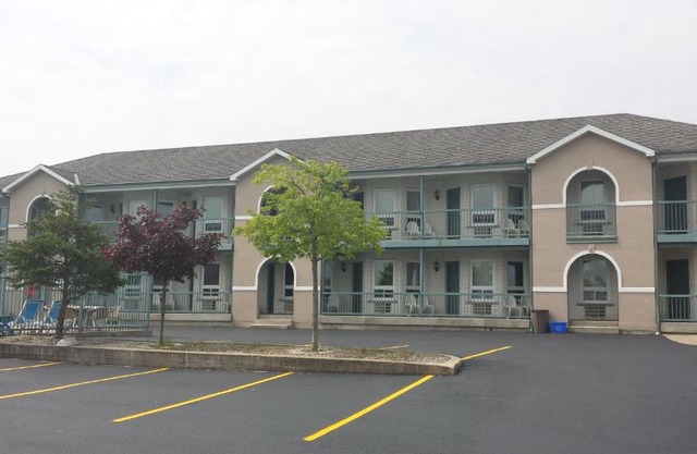 Lakeview Resort Motel