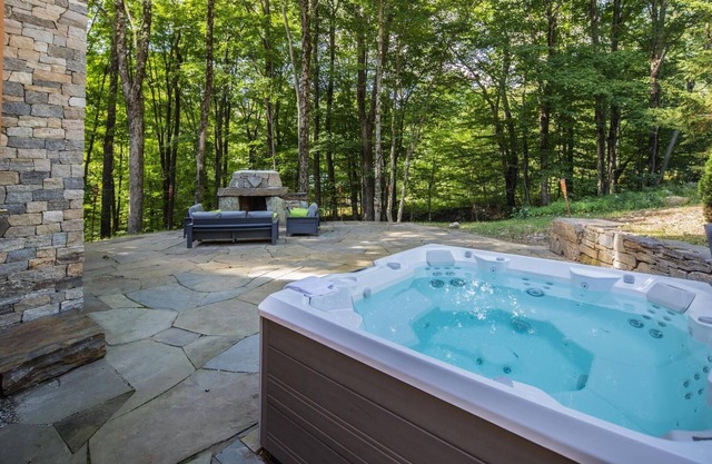 Lakewood Lodge