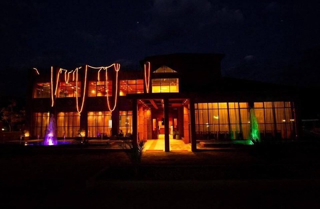 Lal Hotel and Spa