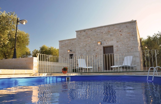 Lamia Pieranna, Villa with pool in Cisternino, in the heart of Puglia
