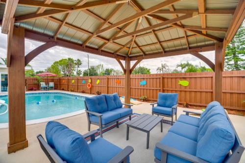 Lanai, Grill and Outdoor Pool Melbourne Duplex!