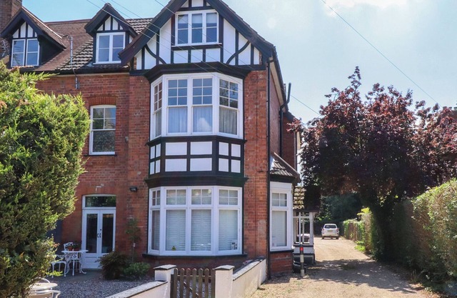 LANCASTER HEIGHTS, family friendly in Woodhall Spa