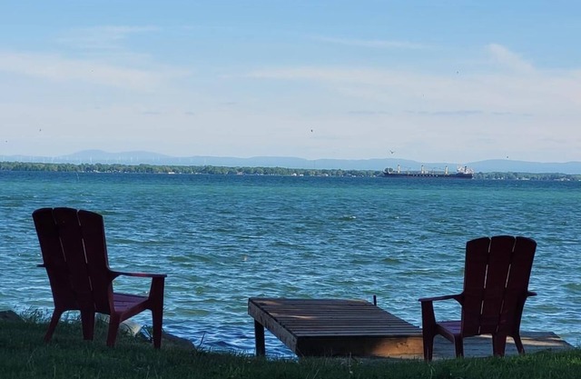 Lancaster Waterfront Retreat