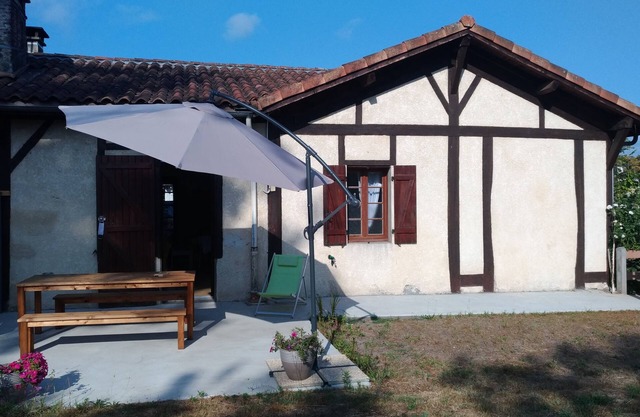 Landes house 12 kms ocean