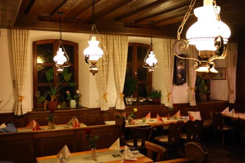 Landgasthof Hotel Zum Roß Dorfgütingen