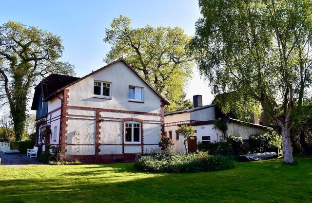 Landhaus Oscar (150m zum Strand)