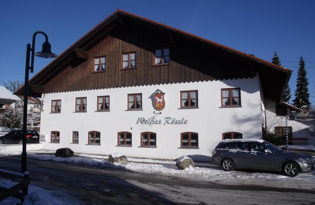 Landhotel Zahn's Weißes Rössle - ruhig schlafen- gut frühstücken - lecker essen