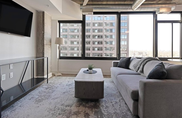 Landing | Amazing 1BD, Gym, Game Room