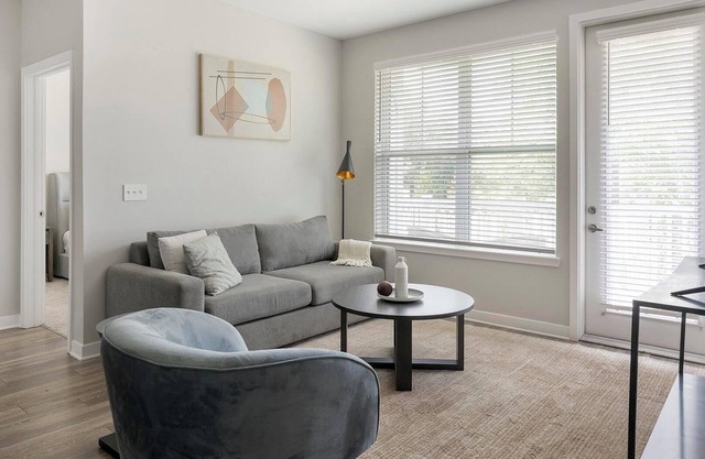 Landing | Amazing 2BD, Gym, Pool