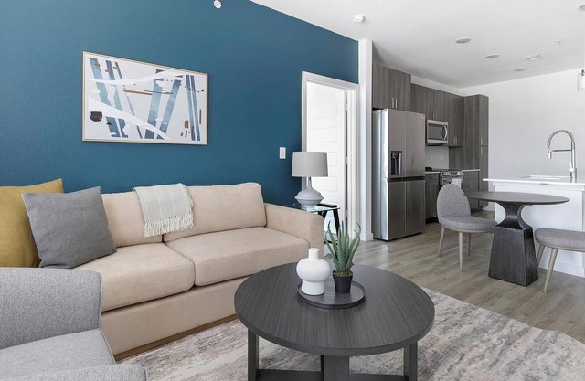 Landing | Amazing 2BD, Gym, Pool