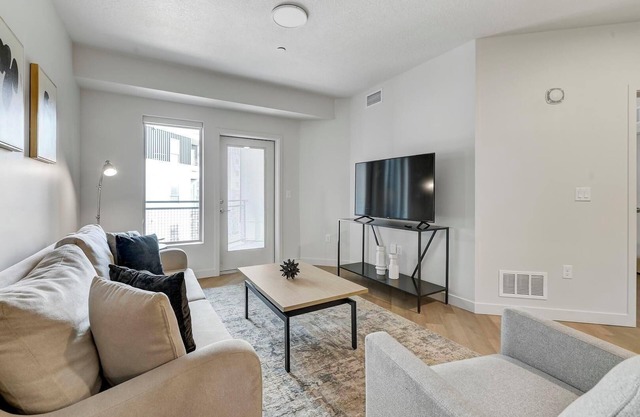Landing | Amazing 1BD, Game Room, Courtyard
