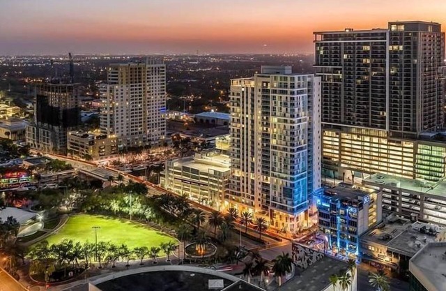 Landing at 10X Riverwalk Apartments - 1 Bedroom in South Fort Lauderdale