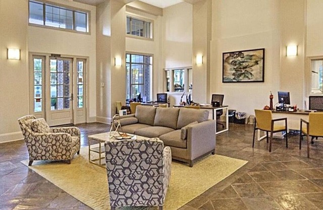 Landing at Alden Place at South Square - 2 Bedrooms in Downtown Durham