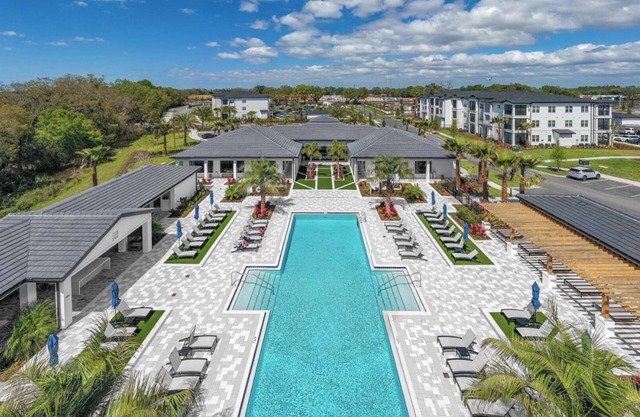Landing at APEX South Creek - 1 Bedroom in Mead.