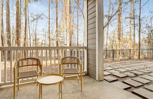 Landing at Barrett Walk - 2 Bedrooms in Town Center