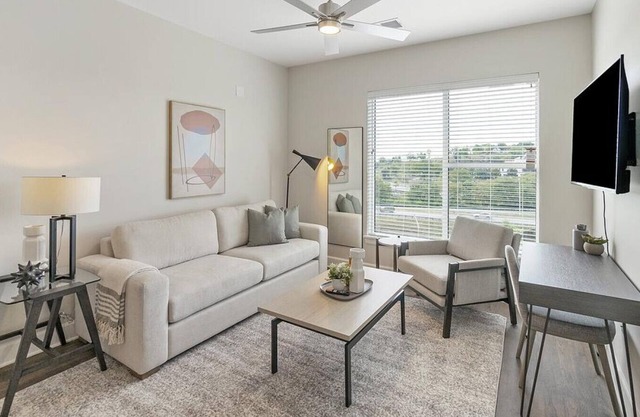 Landing at Haven at the Gulch - 1 Bedroom in Downtown