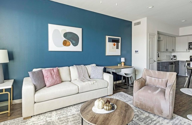 Landing at Lofts at Sylvan Thirty - 1 Bedroom i.