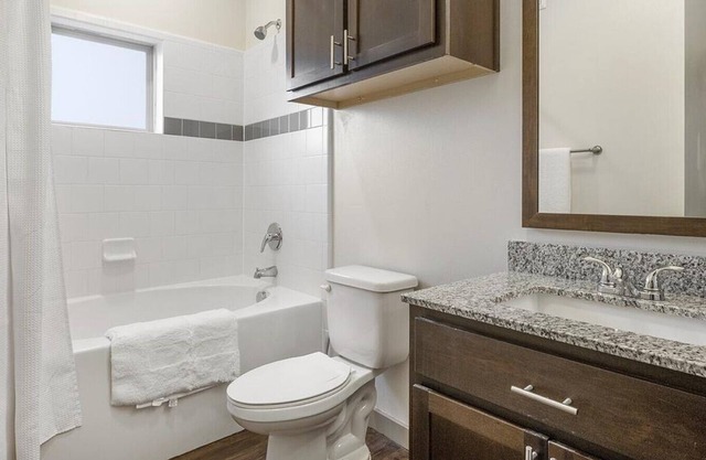 Landing at Madison at Westinghouse - 2 Bedrooms in Downtown Georgetown