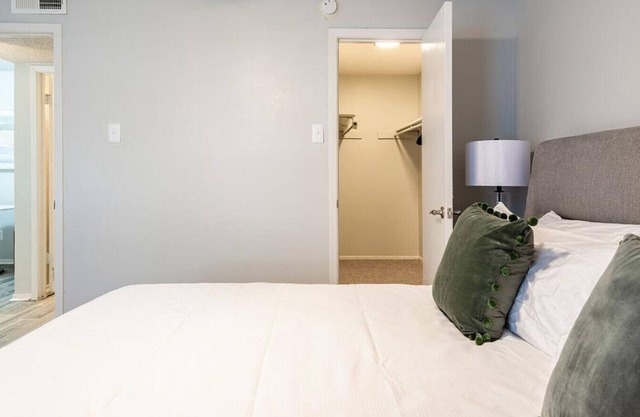 Landing at Rise North Arlington - 1 Bedroom in North Arlington