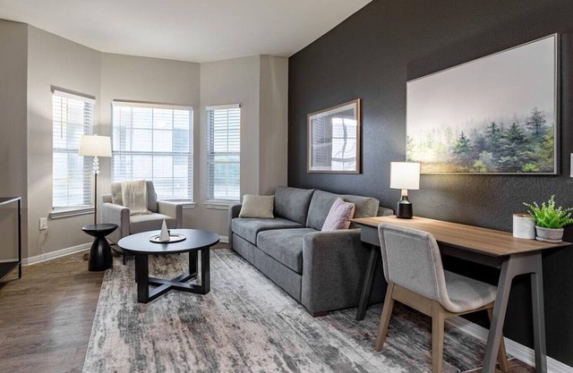 Landing at SOCO Apartments - 2 Bedrooms in South Austin