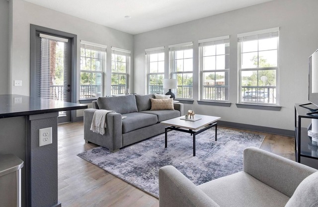 Landing at The Note - 2 Bedrooms in Northside