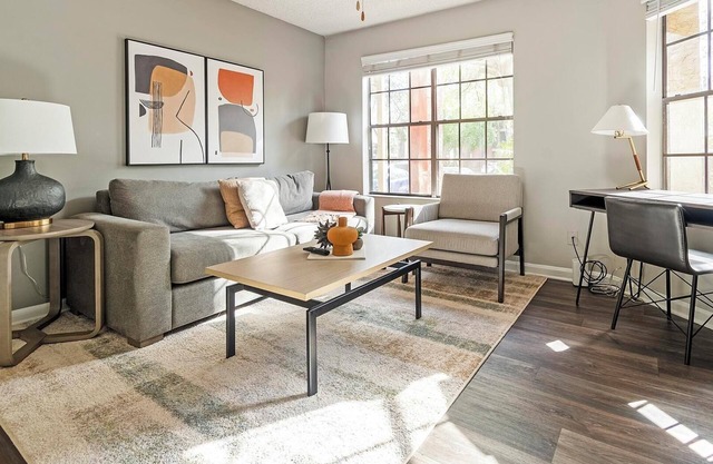 Landing at Timberwalk at Mandarin - 1 Bedroom i.