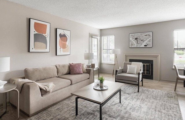 Landing | Beautiful 1BD, Pool, Gym