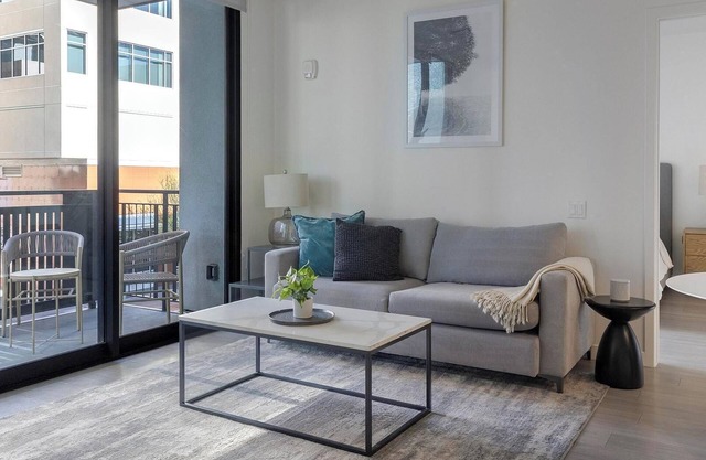 Landing | Beautiful 2BD, Courtyard, Gym
