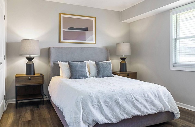 Landing | Beautiful 1BD, Gym, Courtyard