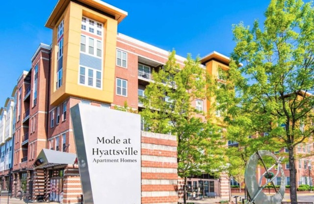 Landing | Chic 2BD, Gym, Clubhouse
