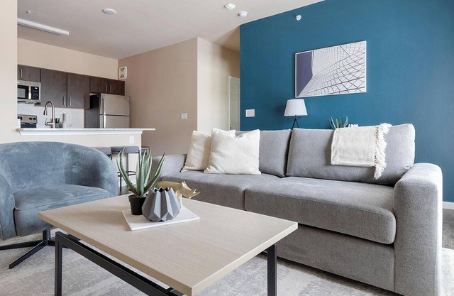 Landing | Incredible 1BD, Pool, Gym