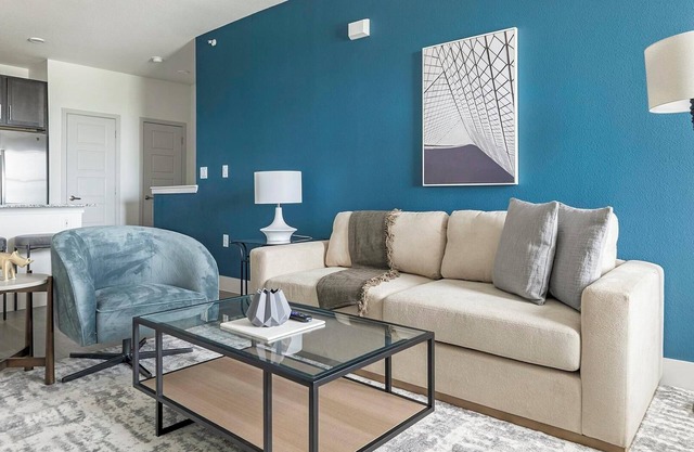 Landing | Incredible 1BD, Pool, Gym