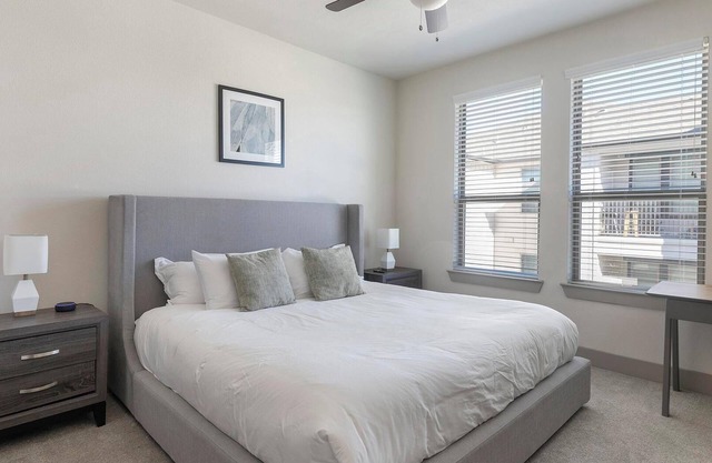 Landing | Incredible 2BD, Clubhouse, Pool