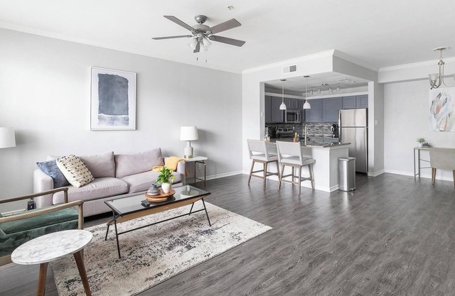 Landing | Incredible 1BD, Gym, Clubhouse