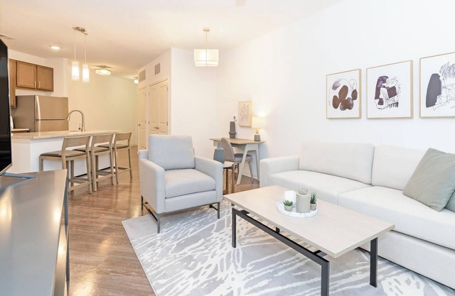 Landing | Incredible 1BD, Pool, Gym