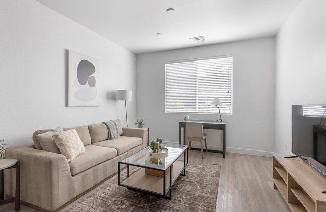 Landing | Modern 1BD, Game Room, Yoga Studio