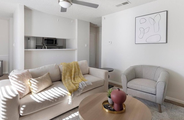 Landing | Modern 1BD, Gym, Pool