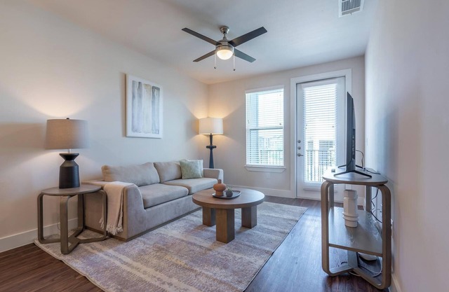 Landing | Modern 1BD, Yoga Studio, Pool
